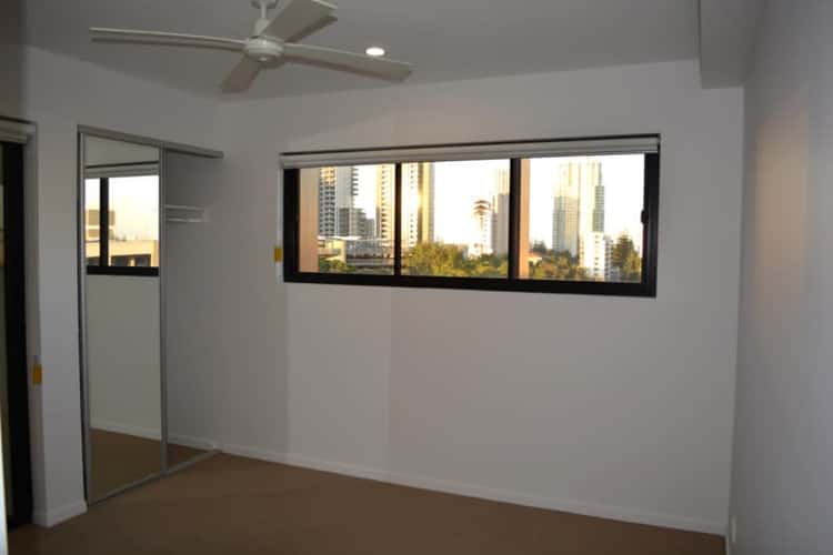 Fourth view of Homely apartment listing, 05/9 Hooker Boulevard, Broadbeach QLD 4218