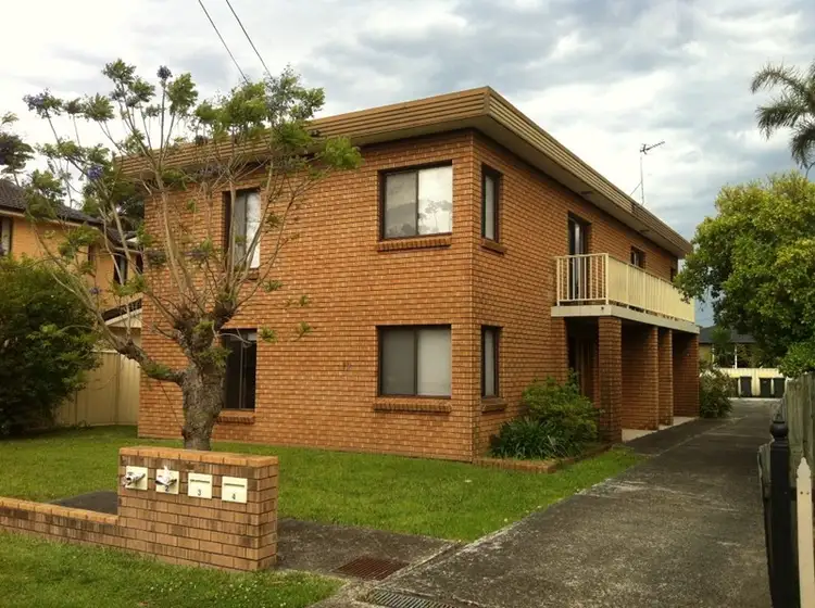 19 Railway Crescent