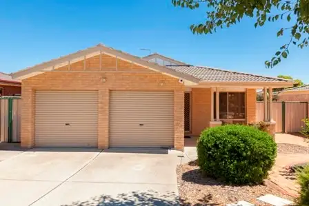 15 Goodhart Crescent, Dunlop ACT 2615
