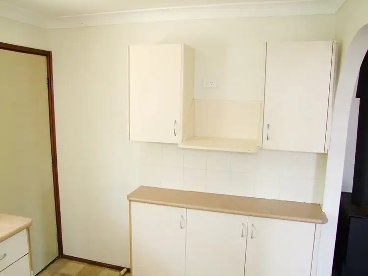 Seventh view of Homely house listing, 4 Fontana Way, Singleton NSW 2330