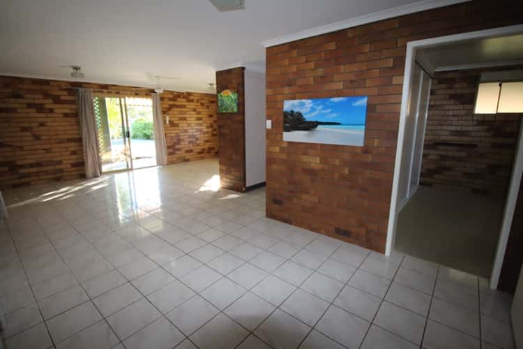 Fifth view of Homely house listing, 4/5 Campwin Beach Road, Campwin Beach QLD 4737