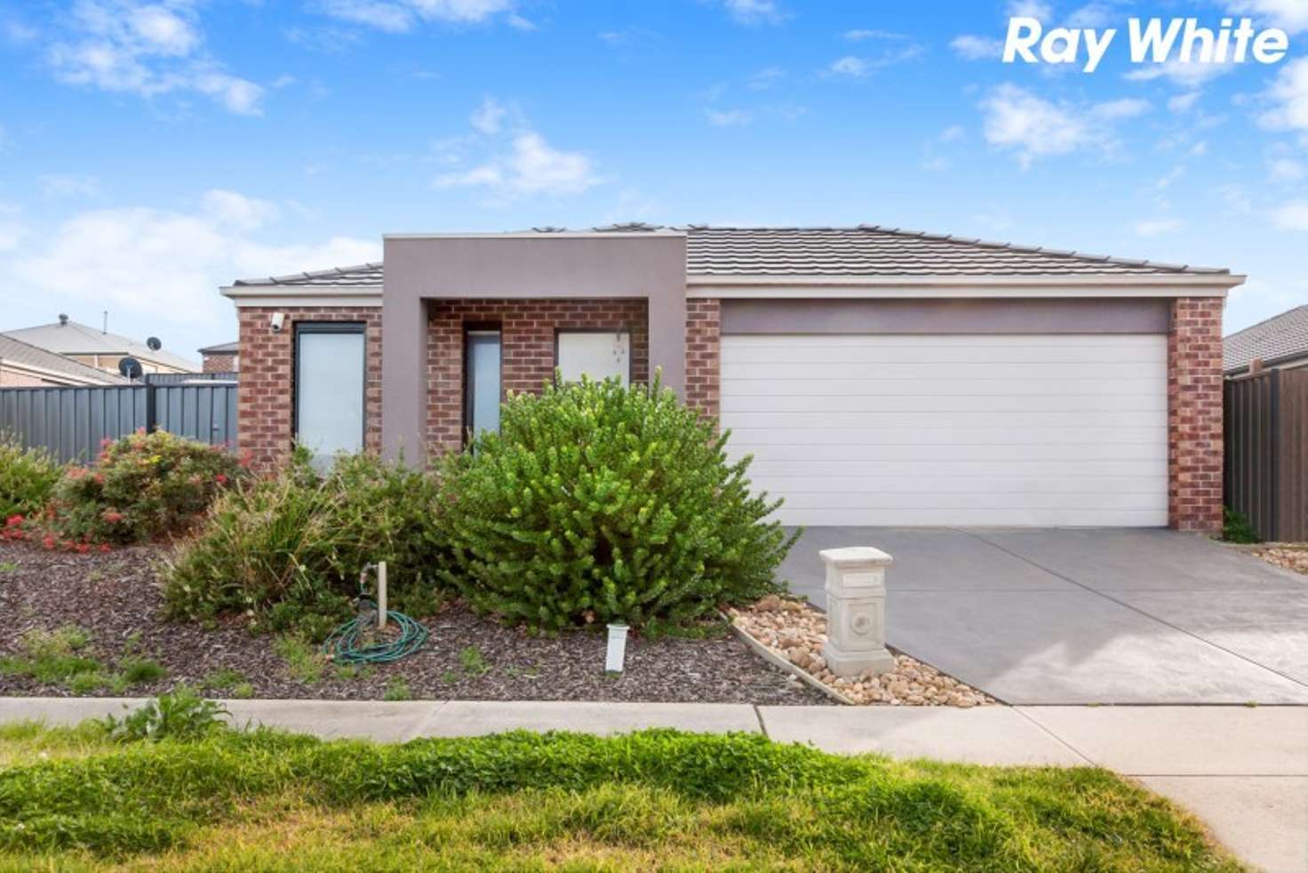 Main view of Homely house listing, 40 Victoria Place, Pakenham VIC 3810