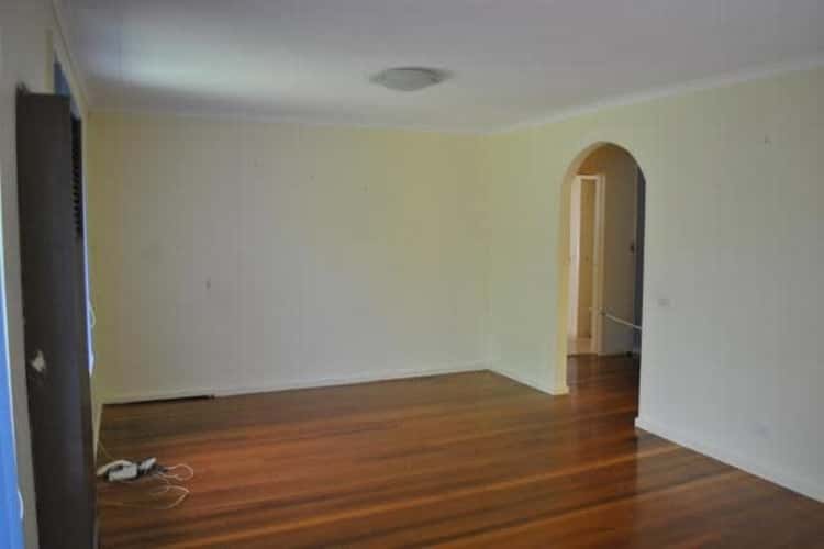 Second view of Homely house listing, 39 Carmarthen Drive, Corio VIC 3214