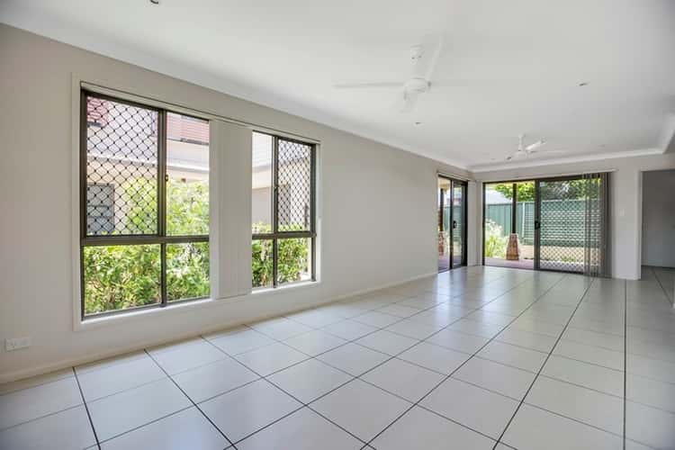 Second view of Homely townhouse listing, 2/118 Long Street, Cleveland QLD 4163