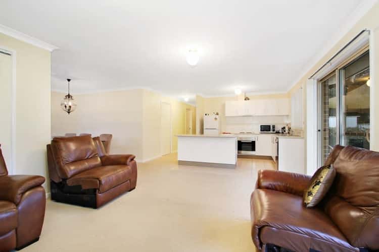 Second view of Homely townhouse listing, 4/7 Grace Court, Wodonga VIC 3690