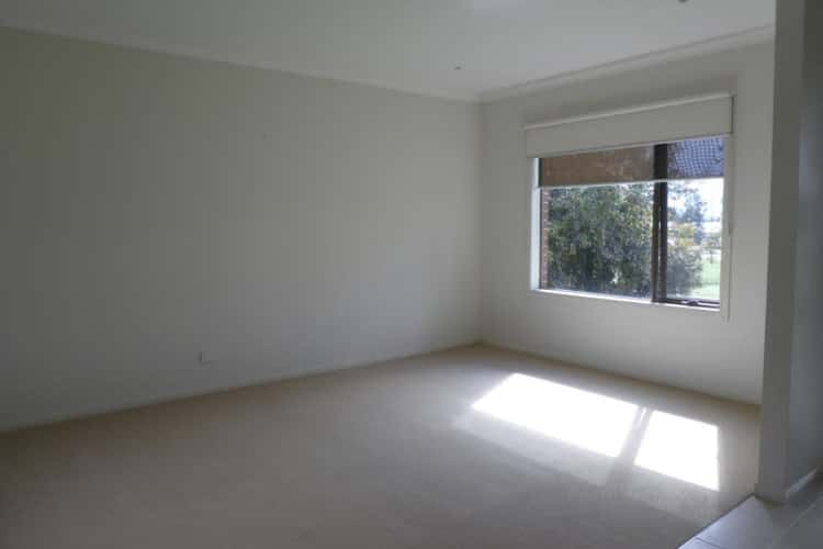 Fourth view of Homely house listing, 5 Paratea Way, Cranbourne North VIC 3977