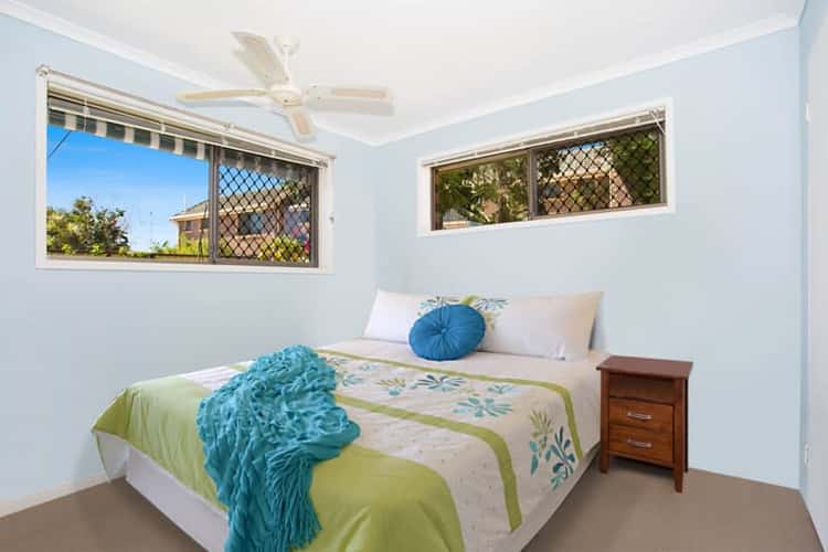 Fifth view of Homely house listing, 2/96 Christine Avenue, Burleigh Waters QLD 4220