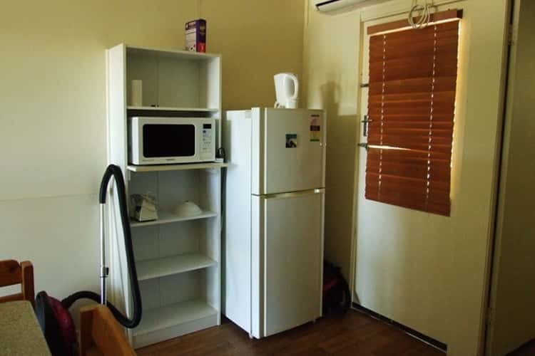 Fifth view of Homely unit listing, Unit 2- 7 Aqua Street, Blackall QLD 4472
