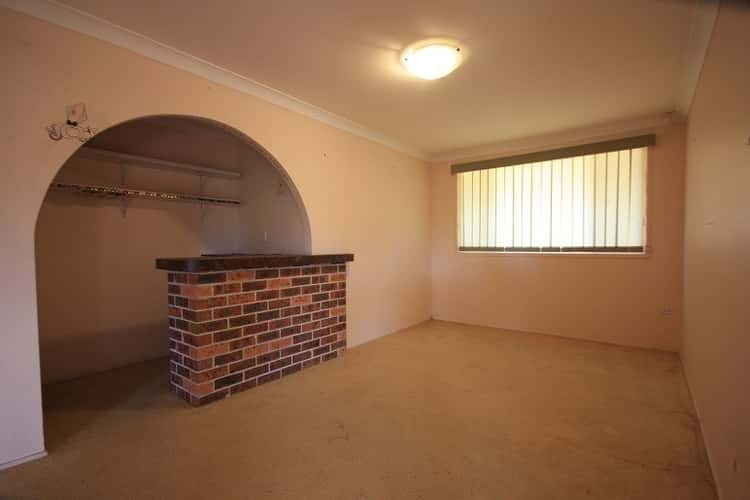 Fifth view of Homely house listing, 10 Tipping Place, Ambarvale NSW 2560