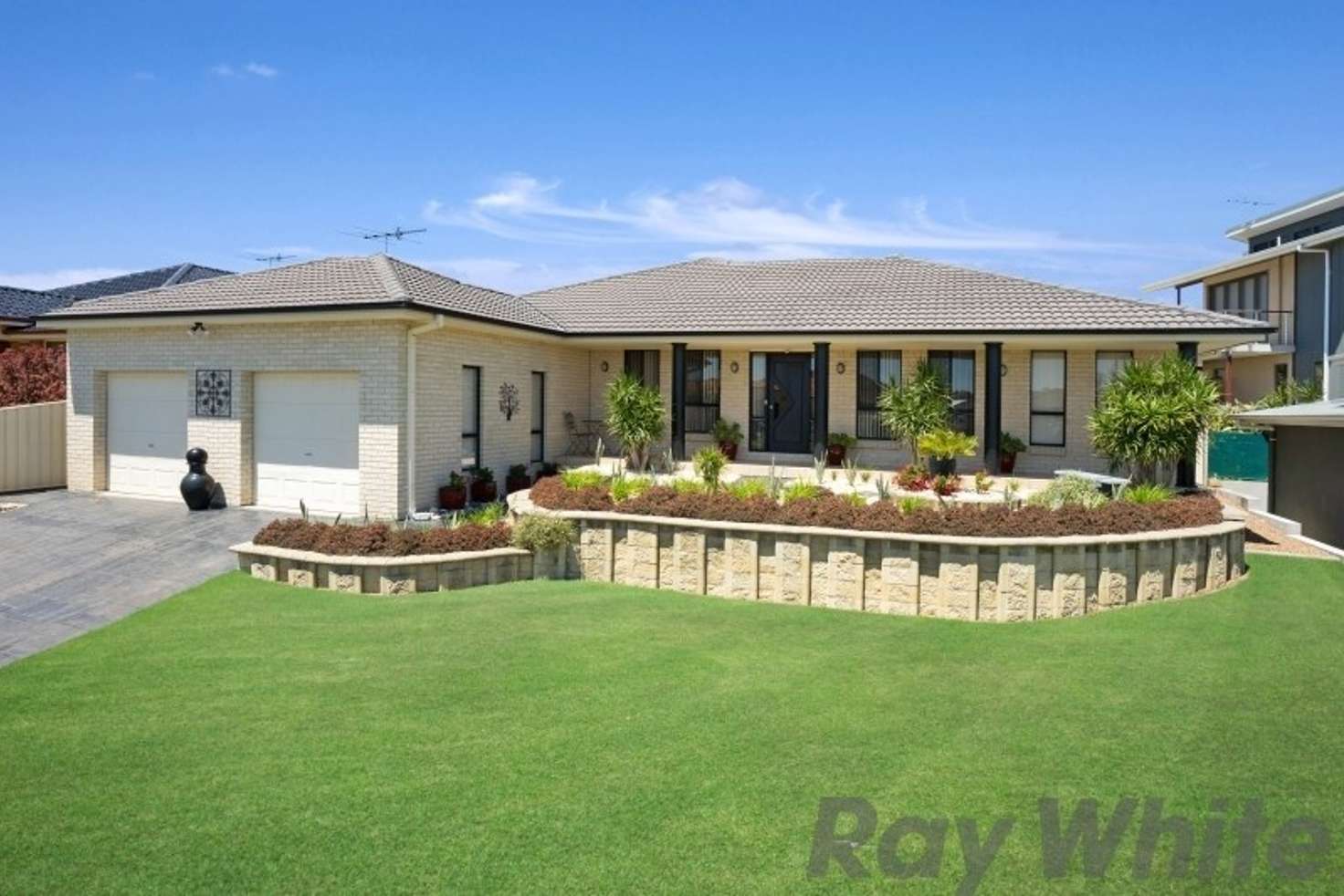 Main view of Homely house listing, 18 Hilltop Crescent, Bolwarra Heights NSW 2320