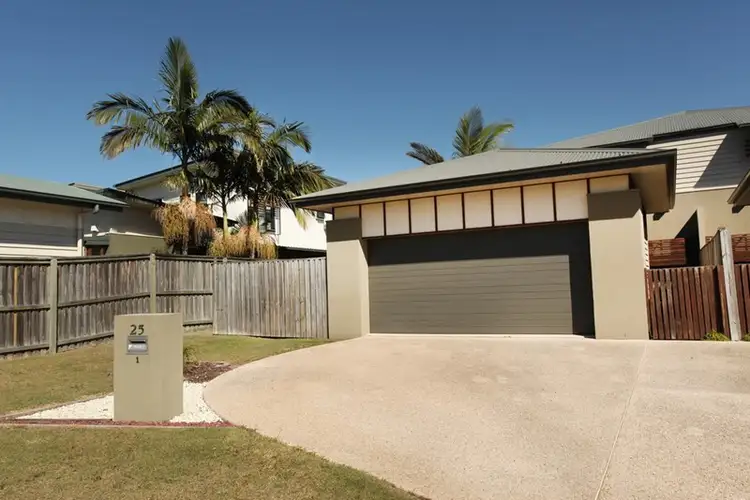 1/25 Catalina Drive, Mudjimba QLD 4564