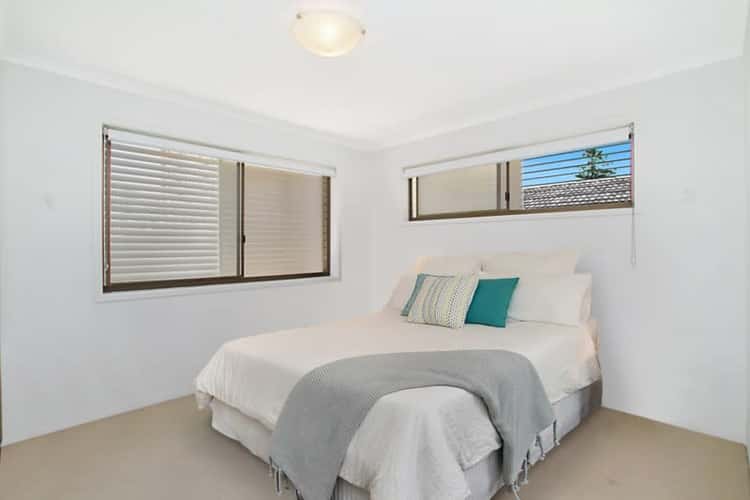 Fifth view of Homely unit listing, 6 'Parkdale Apartments' 12 Chelsea Avenue, Broadbeach QLD 4218