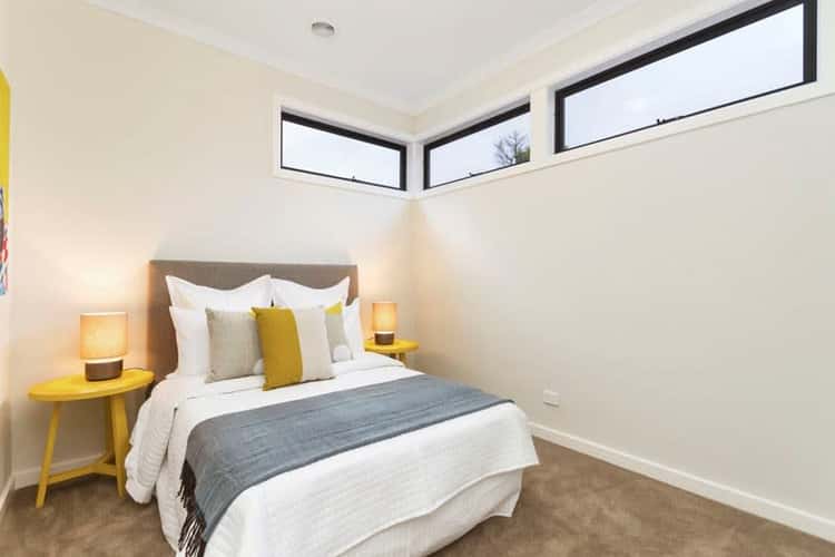 Fifth view of Homely townhouse listing, 2/4 Janice Avenue, Cheltenham VIC 3192