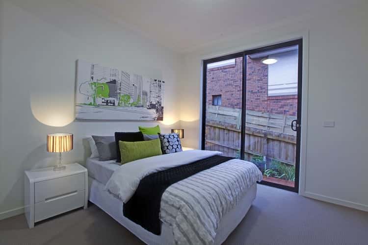 Fifth view of Homely townhouse listing, 2/96 Darebin Boulevard, Reservoir VIC 3073
