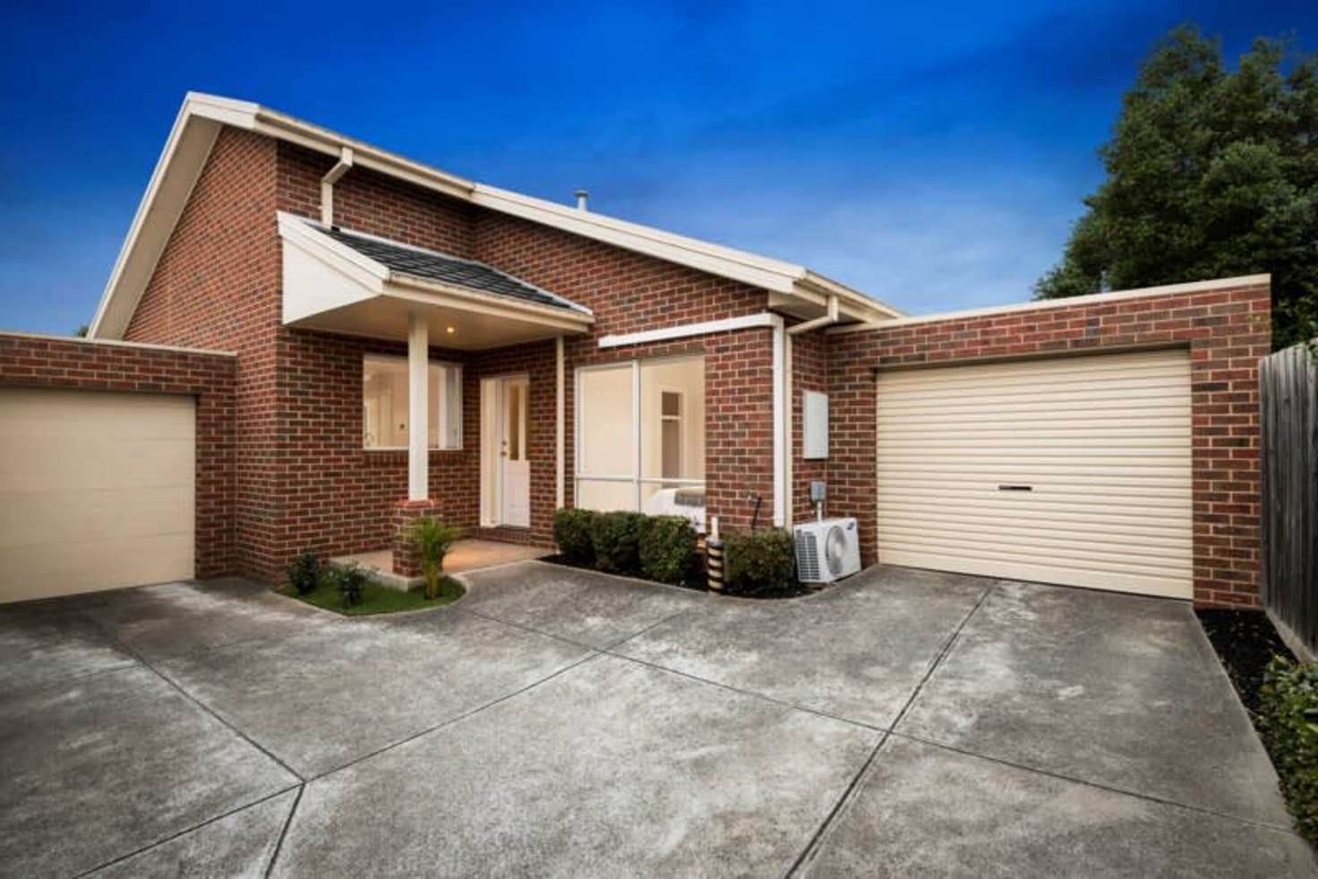 Main view of Homely unit listing, 2/40 Jingella Avenue, Ashwood VIC 3147