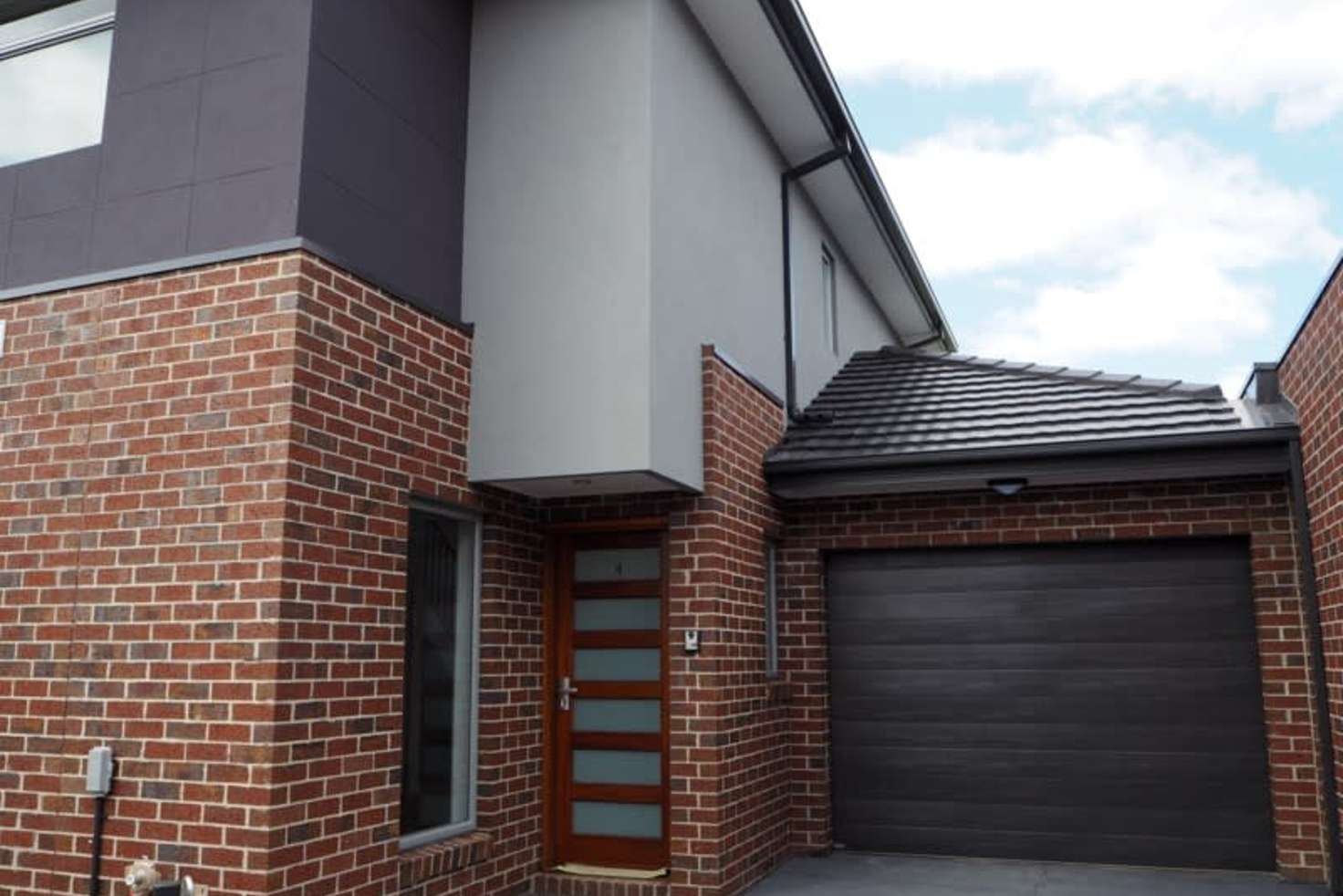 Main view of Homely townhouse listing, 4/24 Leamington Street, Reservoir VIC 3073