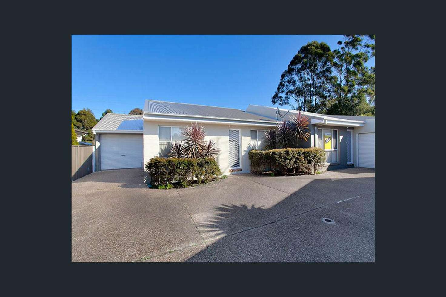 Main view of Homely house listing, 4/6 Koona Street, Albion Park Rail NSW 2527