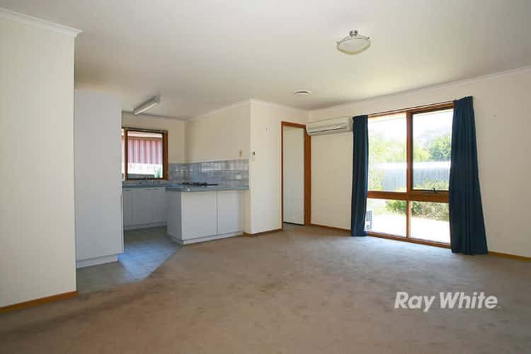 Third view of Homely house listing, 3 Walnut Court, Cranbourne North VIC 3977