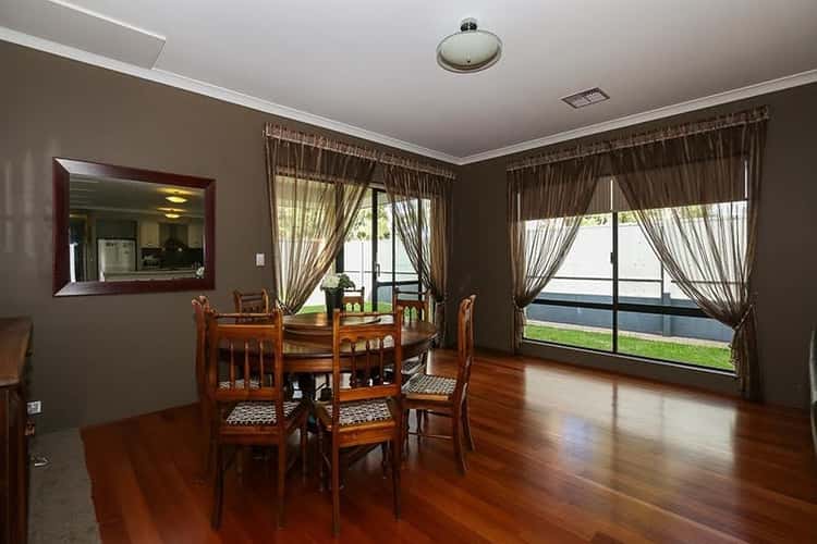 Main view of Homely house listing, 8 Seine Mews, Champion Lakes WA 6111