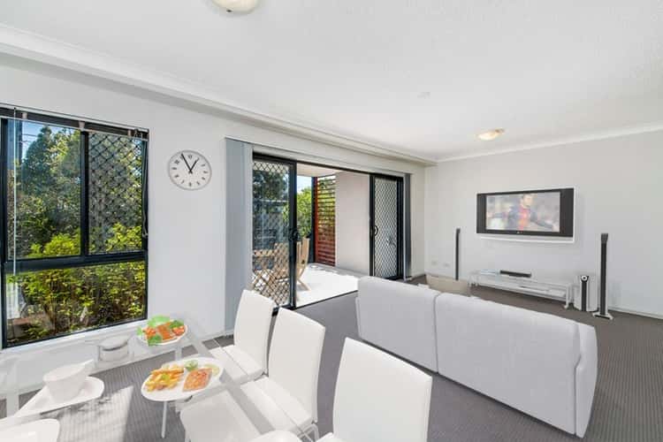 Main view of Homely apartment listing, 46/15 Kitchener Street, Coorparoo QLD 4151