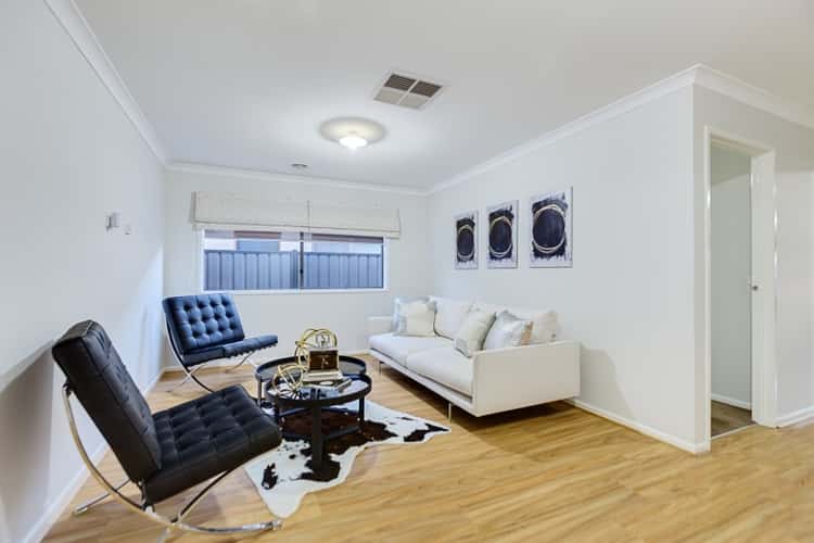 Fourth view of Homely house listing, 10 Evergreen Crescent, Craigieburn VIC 3064