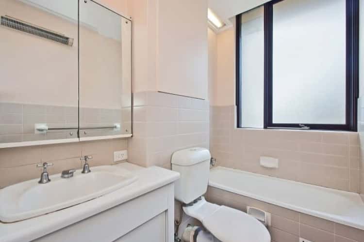 Fifth view of Homely apartment listing, 17/50-52 Earle Street, Cremorne NSW 2090