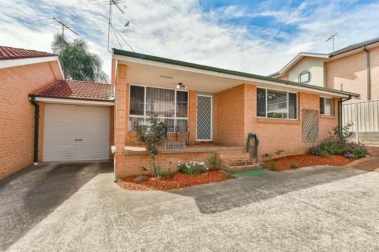 Main view of Homely house listing, 5/15 Susan Place, Minto NSW 2566