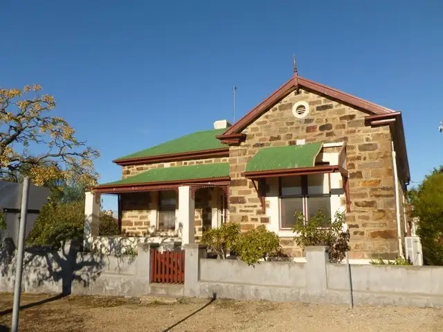 4 Church Street
