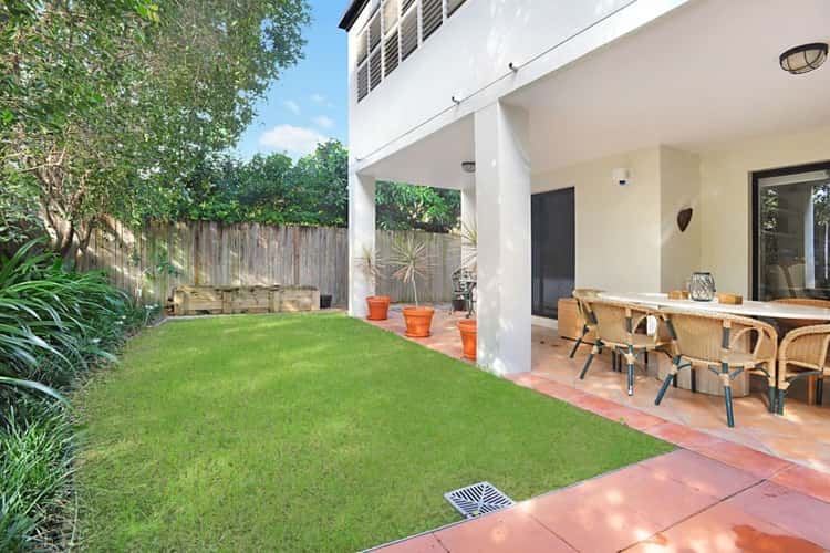 Main view of Homely unit listing, 2/60 Dobson Street, Ascot QLD 4007