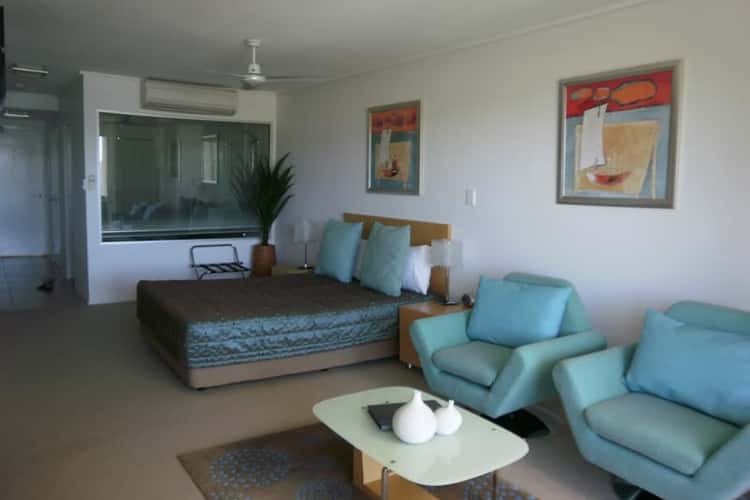 Third view of Homely apartment listing, 2a/18 Seaview Drive, Airlie Beach QLD 4802