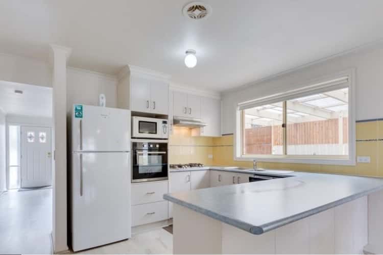 Second view of Homely house listing, 8 Birch Court, Craigieburn VIC 3064