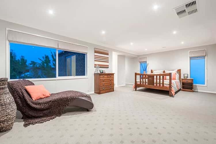 Sixth view of Homely house listing, 5 Emerdale Place, Craigieburn VIC 3064