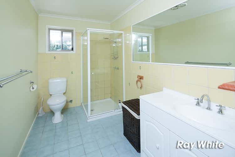Fifth view of Homely house listing, 4 Porosa Court, Langwarrin VIC 3910