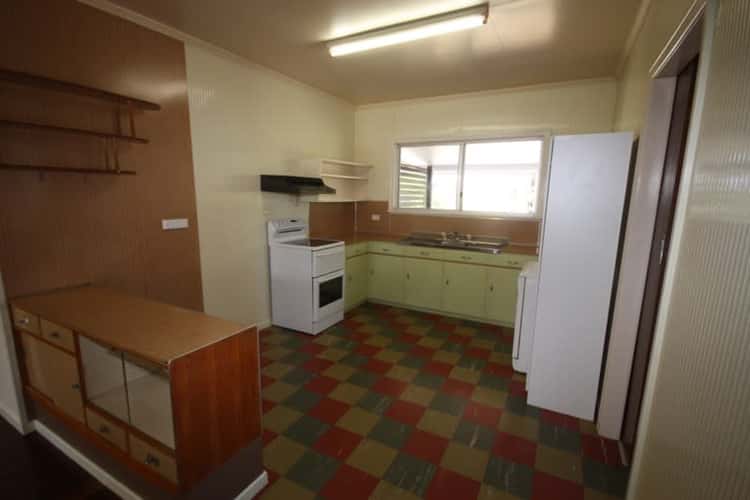 Fourth view of Homely unit listing, 2/103 Bell Street, Biloela QLD 4715