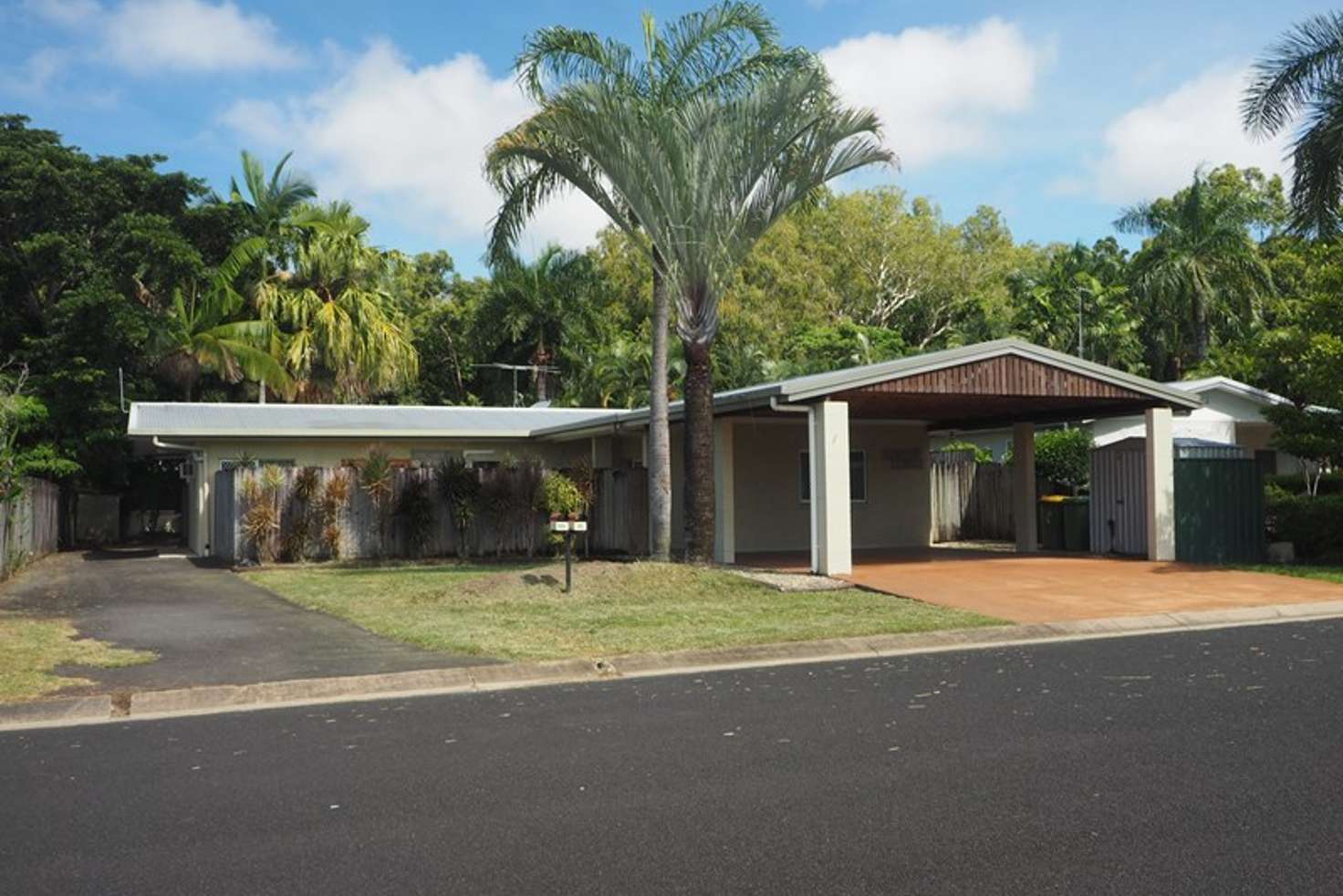 Main view of Homely house listing, 39 Bondi Crescent, Kewarra Beach QLD 4879