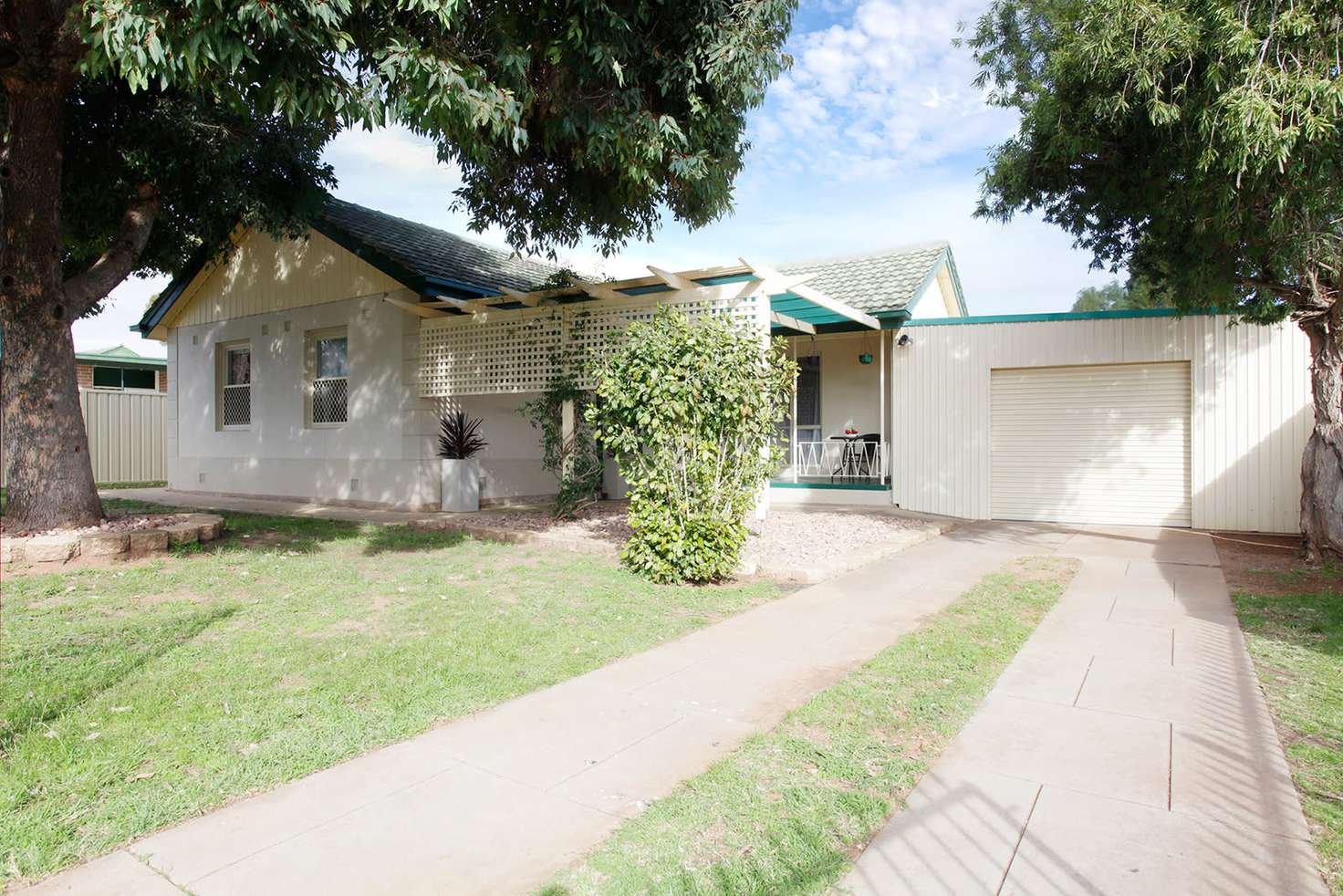 Main view of Homely house listing, 10 Robins Street, Elizabeth Downs SA 5113