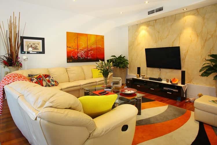 Third view of Homely villa listing, 2/21 Wildwood Court, Surfers Paradise QLD 4217