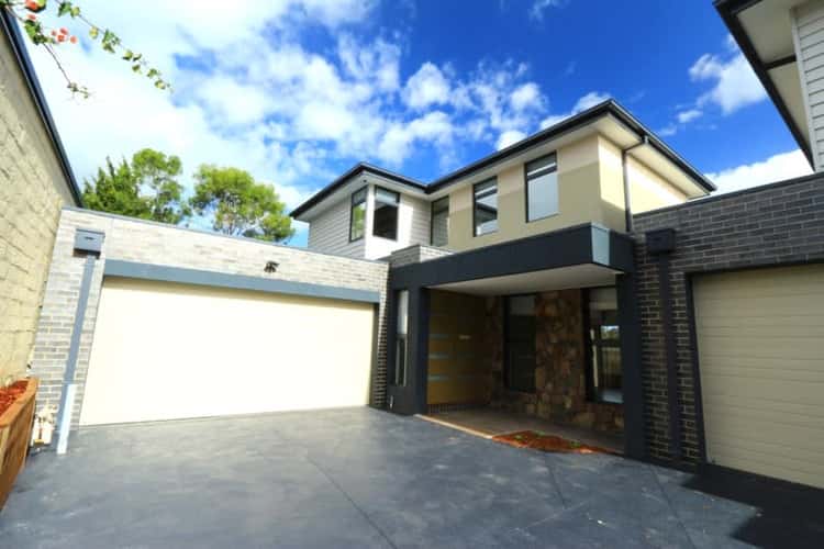 Main view of Homely townhouse listing, 3/10 Murra Court, Ashwood VIC 3147