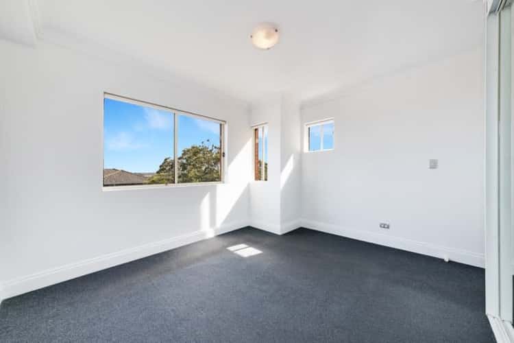 Third view of Homely apartment listing, 33/10-12 Gerard Street, Cremorne NSW 2090
