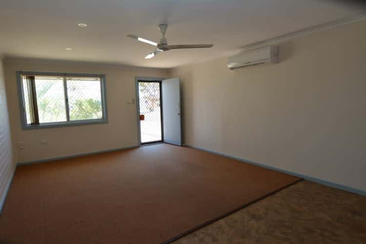 Second view of Homely house listing, 8A Morrell Court East, Carnarvon WA 6701