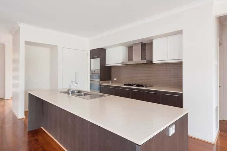 Second view of Homely house listing, 31 Cleveland Drive, Craigieburn VIC 3064