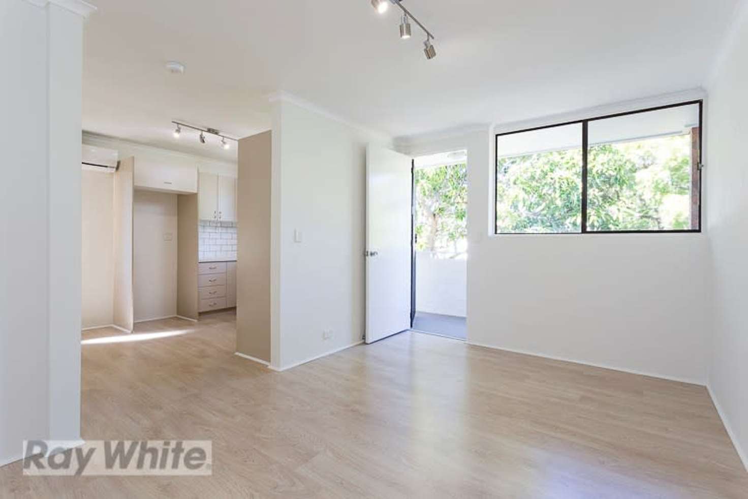 Main view of Homely unit listing, 2/27 Lancaster Street, Coorparoo QLD 4151