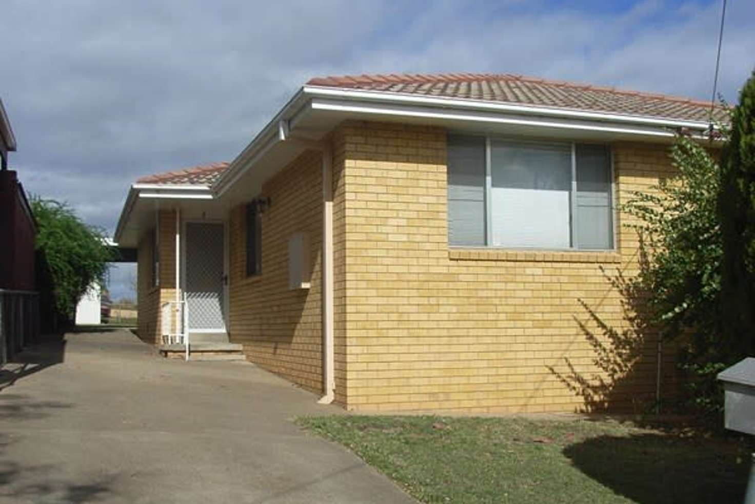 Main view of Homely other listing, 2/5 Yarmouth Parade, Tamworth NSW 2340