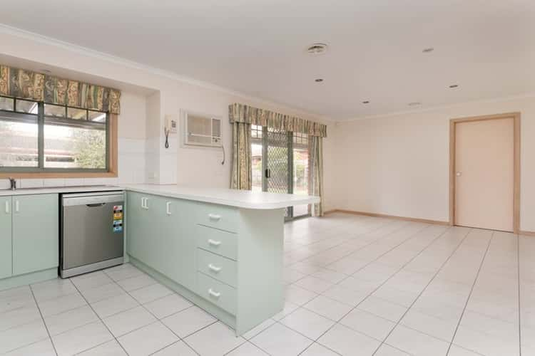 Third view of Homely house listing, 7 Bergen Close, Keilor Lodge VIC 3038