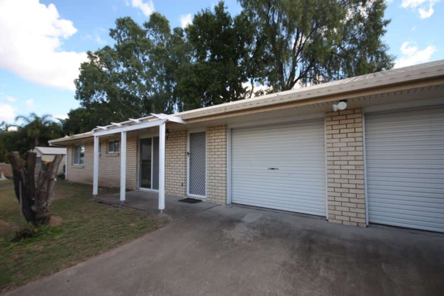 Main view of Homely unit listing, 2/8 Archer Street, Biloela QLD 4715