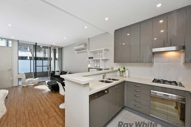 Third view of Homely apartment listing, 261/635 Gardeners Road, Mascot NSW 2020