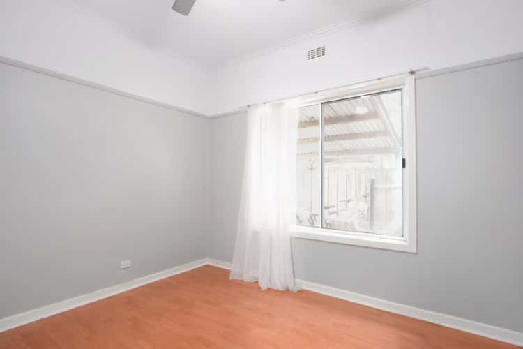 Fifth view of Homely unit listing, 1/7 Pioneer Street, Warragul VIC 3820