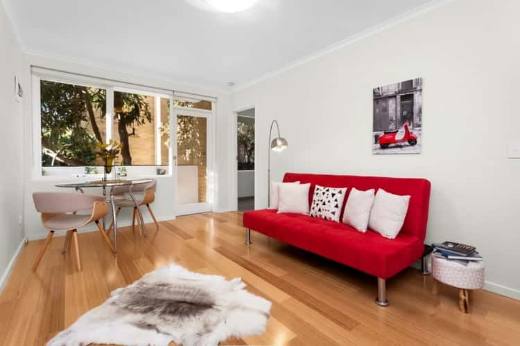 Main view of Homely unit listing, 7/16 The Esplanade, Clifton Hill VIC 3068
