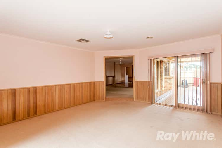 Fourth view of Homely house listing, 2 Quarry Hills Drive, Berwick VIC 3806