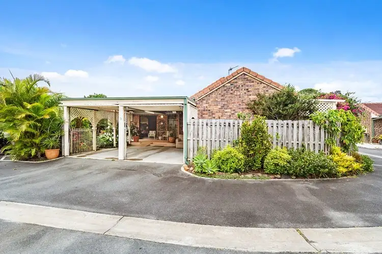 3/2 Macleay Court